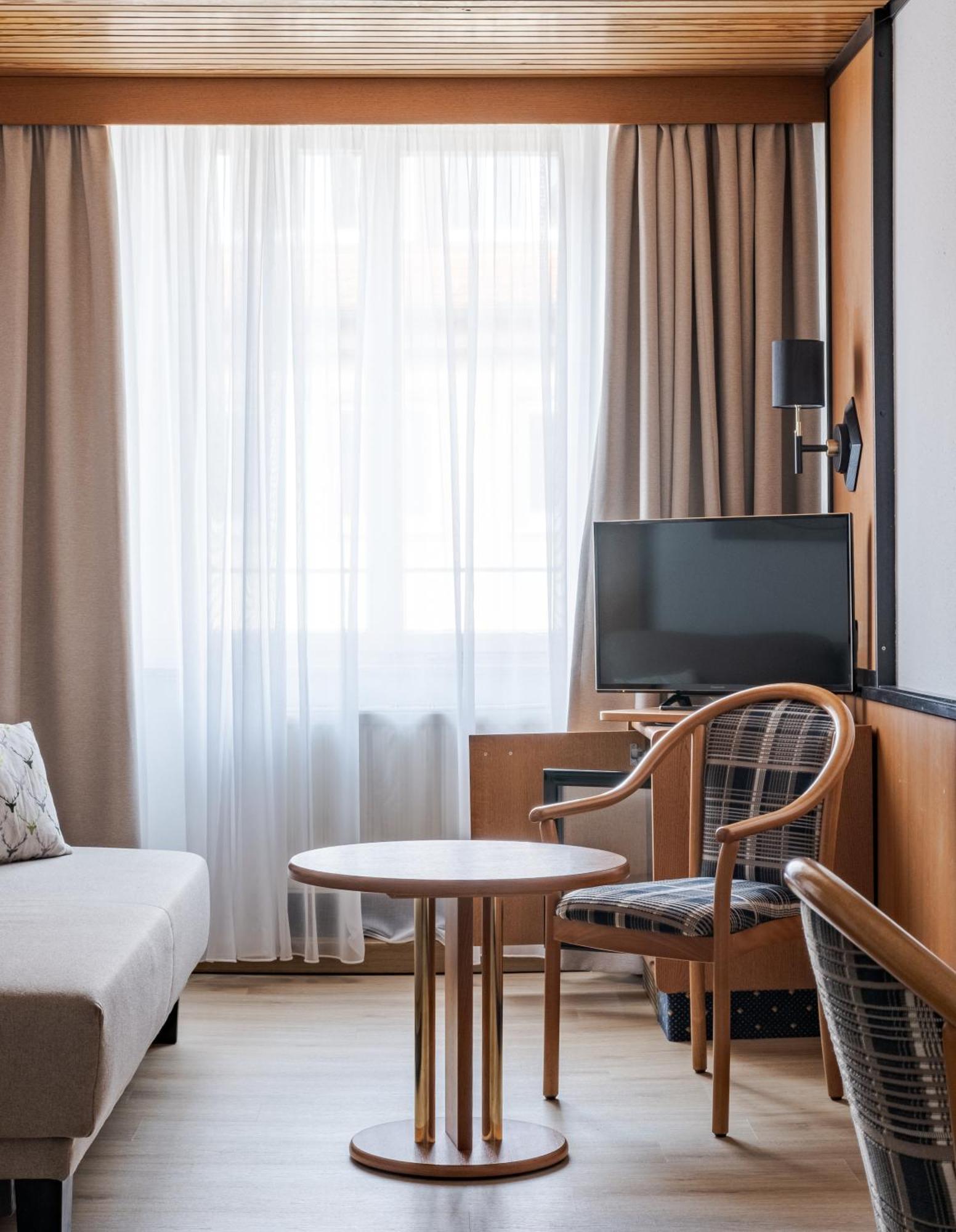 Hotel Goldener Hirsch เคาฟ์บอยเริน ภายนอก รูปภาพ