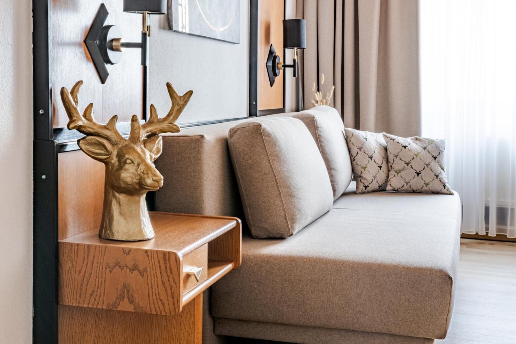 Hotel Goldener Hirsch เคาฟ์บอยเริน ภายนอก รูปภาพ